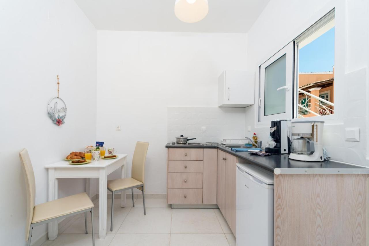 ذيسْخا Averto Corfu Apartments المظهر الخارجي الصورة