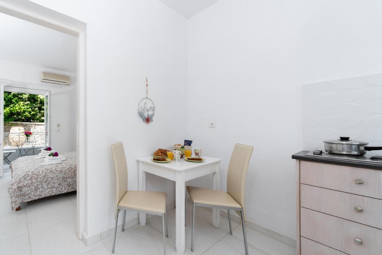 ذيسْخا Averto Corfu Apartments المظهر الخارجي الصورة